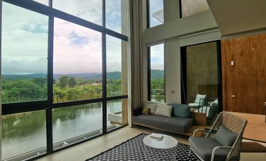 Lakeside living, in the most prestigious low rise condo unit at Khao Yai.  136 sq meter duplex, 2 bedrooms 2 bathrooms.
