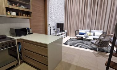Lakeside living, in the most prestigious low rise condo unit at Khao Yai.  136 sq meter duplex, 2 bedrooms 2 bathrooms.