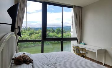 Lakeside living, in the most prestigious low rise condo unit at Khao Yai.  136 sq meter duplex, 2 bedrooms 2 bathrooms.