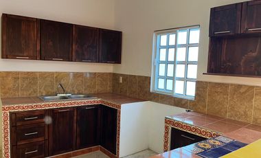 CASA EN VENTA, CON ALBERCA, YAUTEPEC, MORELOS