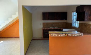 CASA EN VENTA, CON ALBERCA, YAUTEPEC, MORELOS