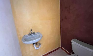 CASA EN VENTA, CON ALBERCA, YAUTEPEC, MORELOS