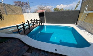 CASA EN VENTA, CON ALBERCA, YAUTEPEC, MORELOS