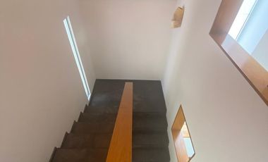 RENTA DE CASA EN PRADOS DEL CAMPESTRE