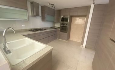 RENTA DE CASA EN PRADOS DEL CAMPESTRE