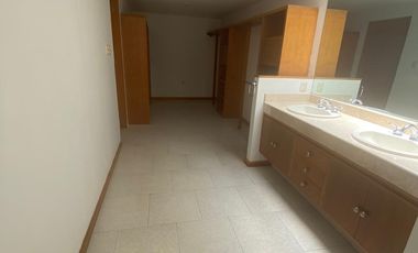 RENTA DE CASA EN PRADOS DEL CAMPESTRE
