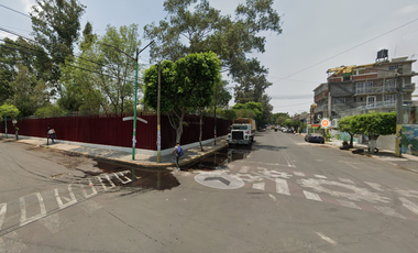 CASA EN REMATE EN COL. SANTA MARIA AZTAHUACAN $2,289,840.00