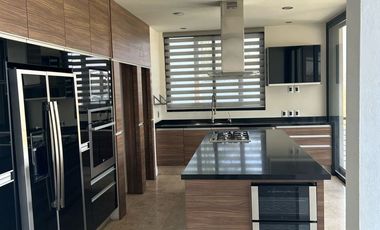 Residencia nueva en las cañadas