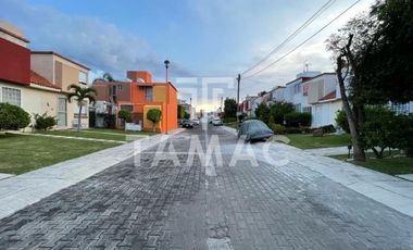 Casa en venta en condominio en Tzompantle en Cuernavaca