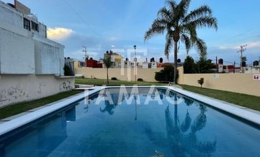 Casa en venta en condominio en Tzompantle en Cuernavaca