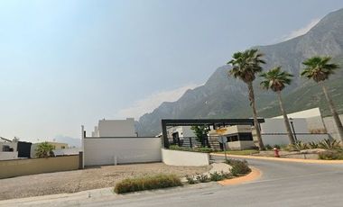 Casa en venta en Santa Catarina, Nuevo León. mm