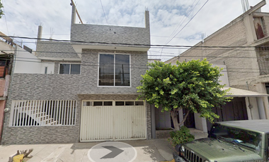 CASA EN REMATE EN COL. ALFONSO ORTIZ TIRADO $5,226,480.00