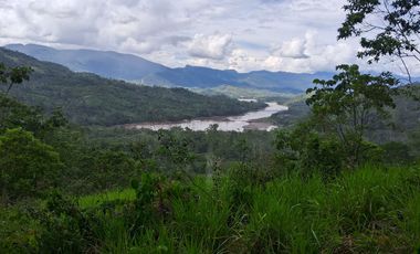 ¡Descubra el Paraíso Escondido en Chazuta, Tarapoto: Un Terreno de 68 Hectáreas con Potencial Ilimitado!