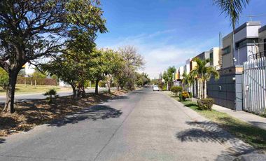 🏡 En Venta: Casa Nueva en Zona Céntrica – Vive a Pasos del Parque y Olvídate del Tráfico  ¡Estrénala Hoy!