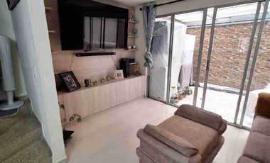 ,🏠vendo hermosa casa Duplex Pereira