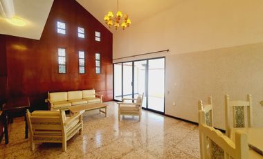 Casa en venta en residencial El mirador. Ubicación inmejorable.