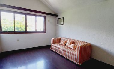 Casa en venta en residencial El mirador. Ubicación inmejorable.