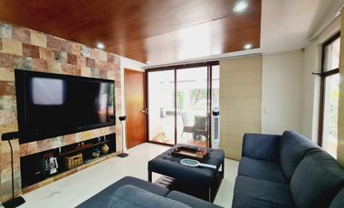 Se vende residencia de un solo nivel con mezzanine  en el Fraccionamiento Club Campestre