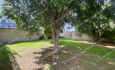 Lote en venta, ubicado en fraccionamiento cerrado, último lote de la privada, residencial Diamante a 5 minutos de Angelópolis centro comercial y hospital Ángeles.