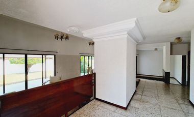 Casa en venta en residencial El mirador. Ubicación inmejorable.