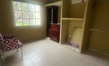 Casa de 4 recámaras, amueblada, y con alberca, en Bonaterra, Veracruz