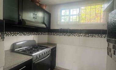 Casa de 4 recámaras, amueblada, y con alberca, en Bonaterra, Veracruz