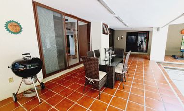 Se vende residencia de un solo nivel con mezzanine  en el Fraccionamiento Club Campestre