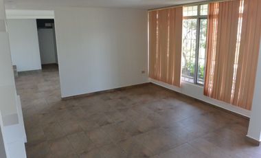 IDEAL EMPRESAS: USD 375.000 - PROPIEDAD EN VENTA, SECTOR NORTE DE QUITO