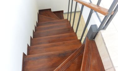 IDEAL EMPRESAS: USD 375.000 - PROPIEDAD EN VENTA, SECTOR NORTE DE QUITO