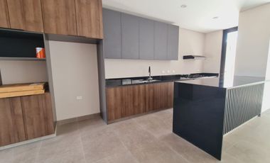 Hermosa Residencia en venta en el desarrollo más exclusivo de la ciudad 