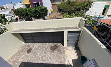 Venta de Casa VdeA Nte. / 5 recamaras