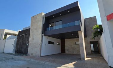 casa en venta en Royal Campestre 200mts zona del campestre