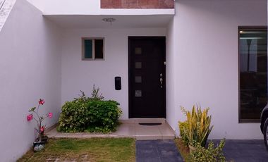 CASA EN VENTA FRACC PRIVADO JARDIN DE LAS FLORES ZONA NTE PTE DE LA CIUDAD