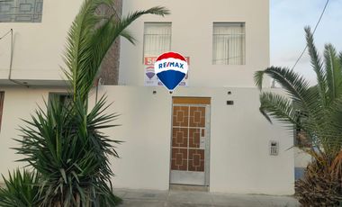 Acogedora Casa en Alquiler en Urb. Sol de Ica Los Portales