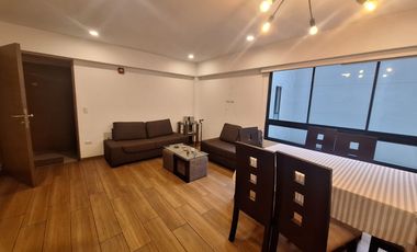 DEPARTAMENTO EXCELENTE UBICACIÓN BARRANCO LÍMITE MAIRAFLORES