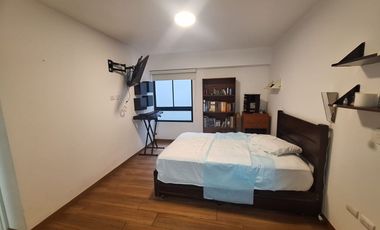 DEPARTAMENTO EXCELENTE UBICACIÓN BARRANCO LÍMITE MAIRAFLORES