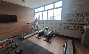 DEPARTAMENTO EXCELENTE UBICACIÓN BARRANCO LÍMITE MAIRAFLORES