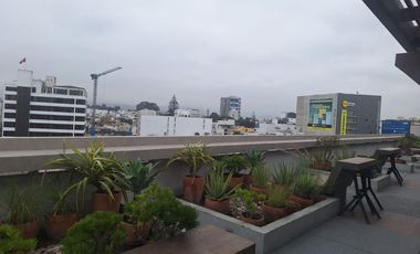 DEPARTAMENTO EXCELENTE UBICACIÓN BARRANCO LÍMITE MAIRAFLORES