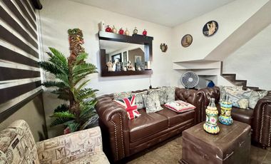 Casa en venta en Arboledas de Jacarandas con recamara en planta baja