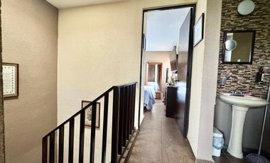 Casa en venta en Arboledas de Jacarandas con recamara en planta baja