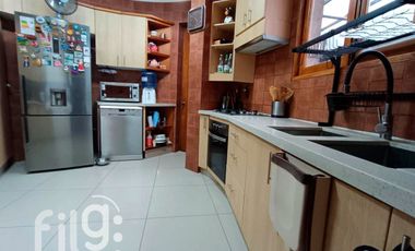 Venta Casa en La Reina Alta, Excelente Entorno Residencial