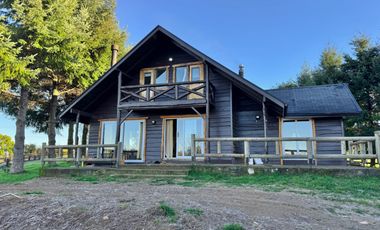 Casa En Parcela Con Vista A Los Volcanes Y Lago Rupanco