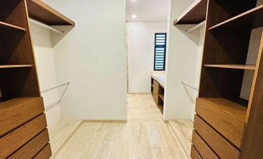 Casa en Venta de 3 Recámaras en Temozón Norte