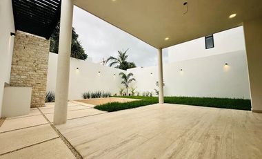 Casa en Venta de 3 Recámaras en Temozón Norte