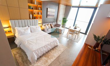 For Rent: Studio with Balcony and Seaview at The Reef Mactan