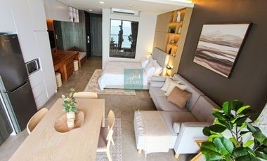 For Rent: Studio with Balcony and Seaview at The Reef Mactan