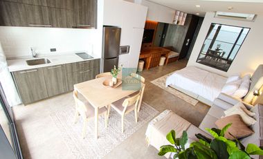 For Rent: Studio with Balcony and Seaview at The Reef Mactan