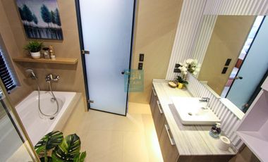 For Rent: Studio with Balcony and Seaview at The Reef Mactan