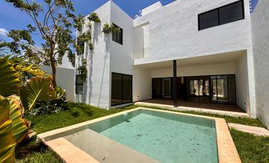 CASA EN VENTA EQUIPADA CON 1 RECÁMARA EN PB Y 3 RECÁMARAS EN PLANTA ALTA EN DZITYA