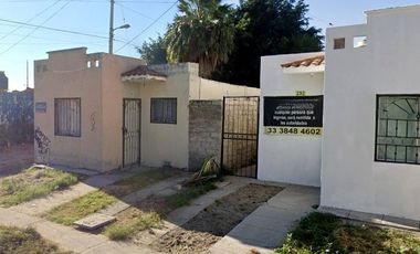 VENTA DE CASA EN HACIENDA SANTA FE, JALISCO